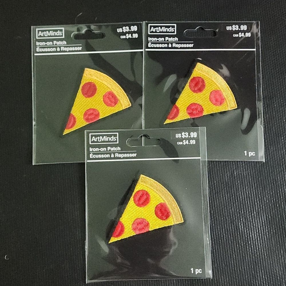 💥5/$25 SALE | BUNDLE & SAVE | Iron-on Patch Pizza